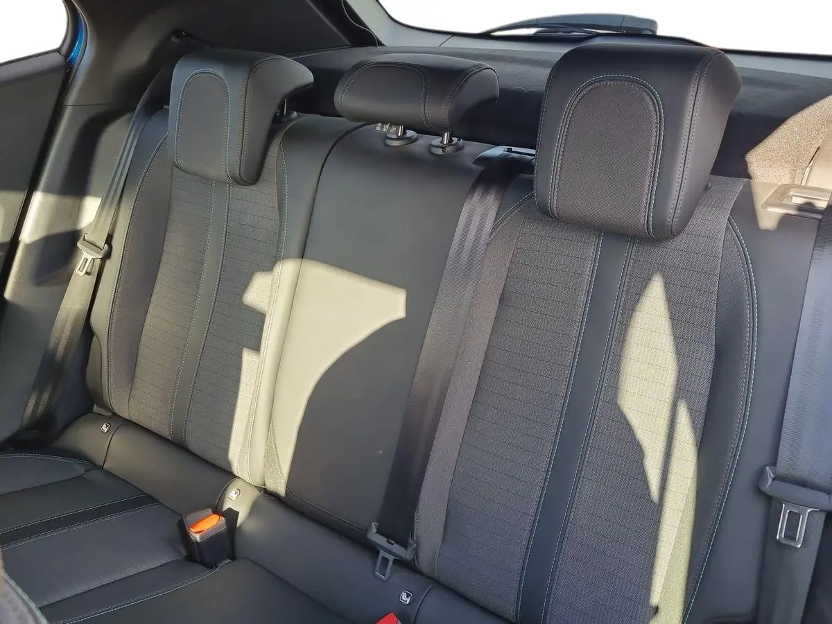 Immagine 13 Peugeot 2008