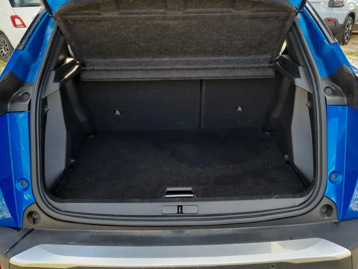 Immagine 7 Peugeot 2008