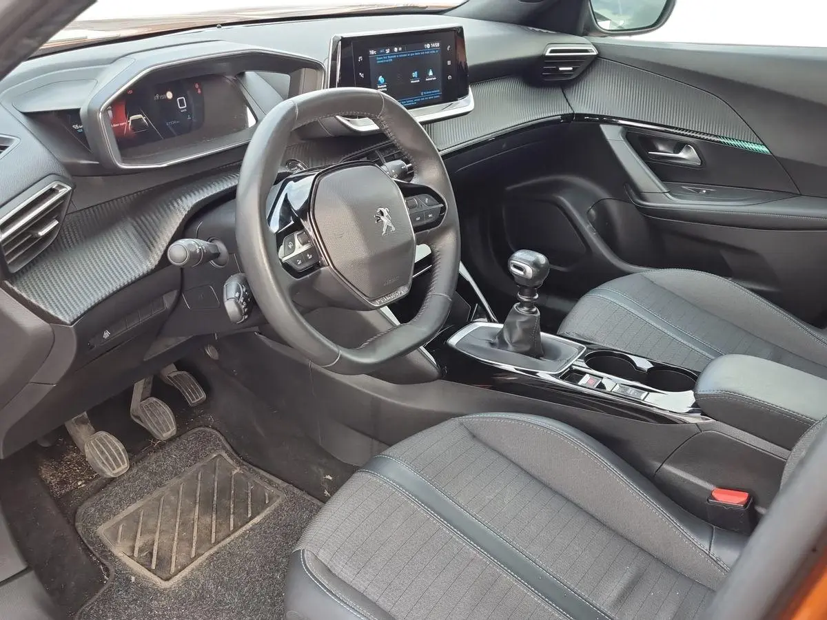 Immagine 9 Peugeot 2008