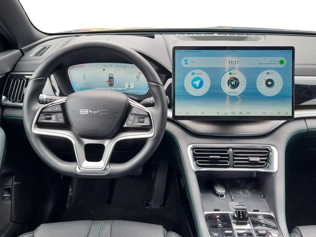 Immagine 10 BYD Seal U DM-i