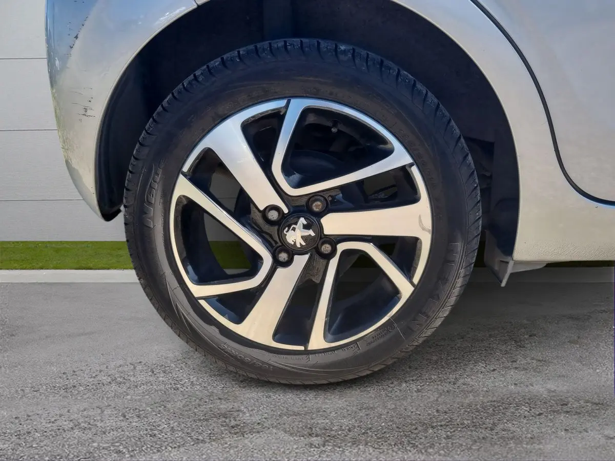 Immagine 8 Peugeot 108