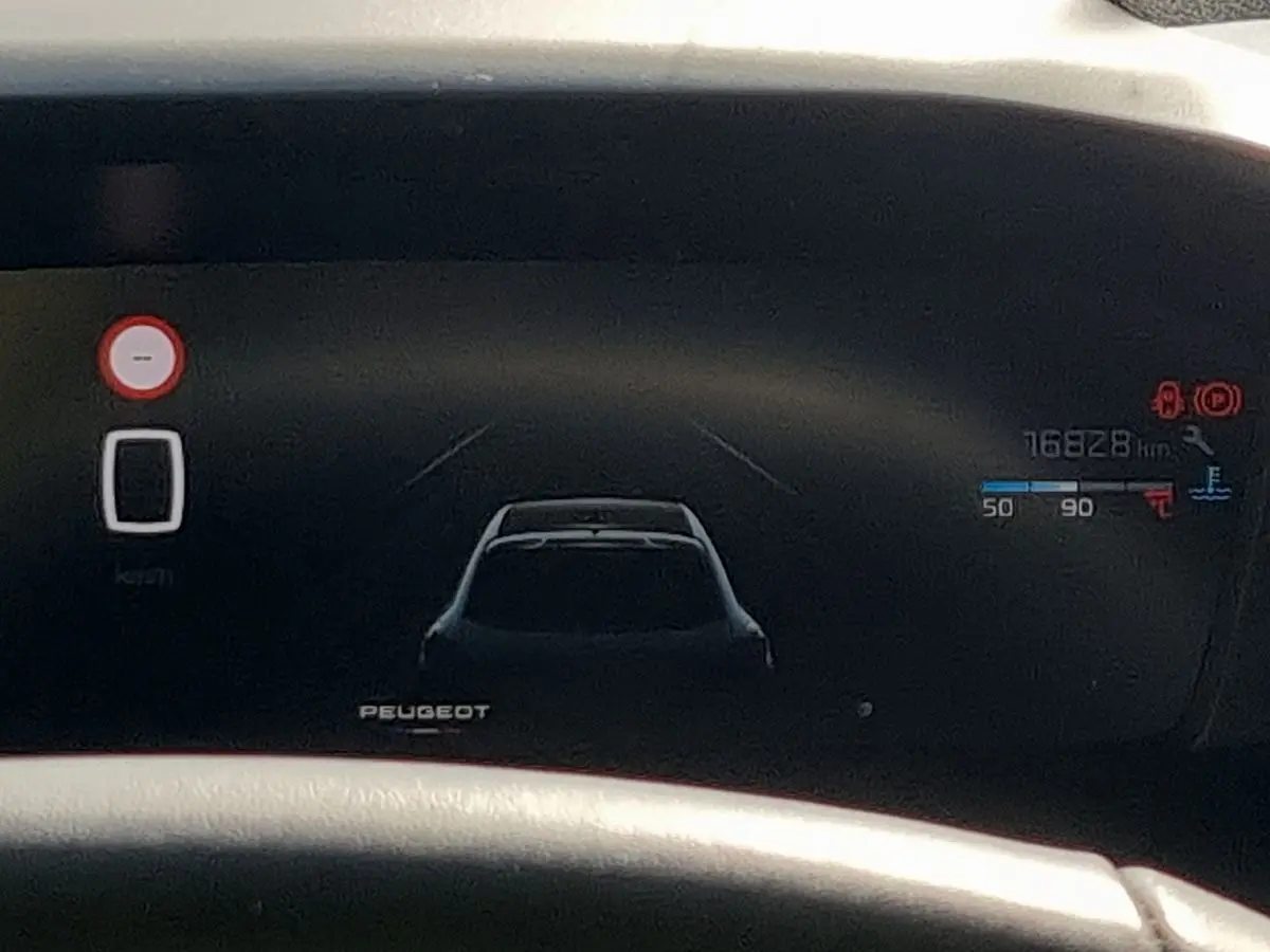 Immagine 12 Peugeot 208