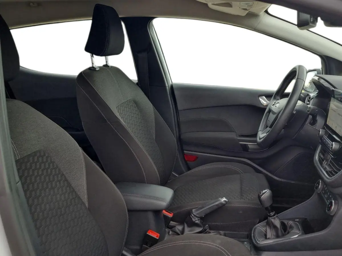 Immagine 15 Ford Fiesta Titanium