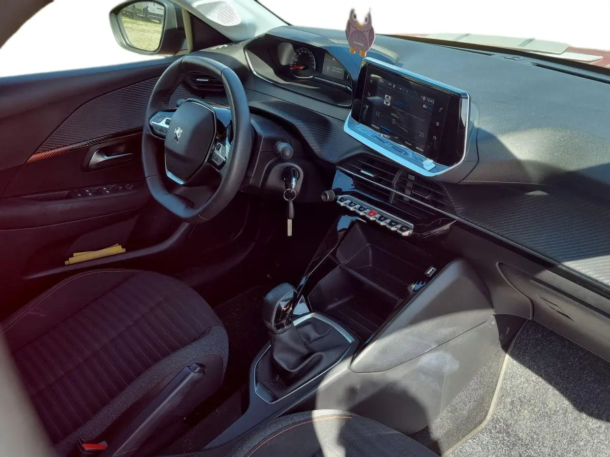 Immagine 14 Peugeot 208