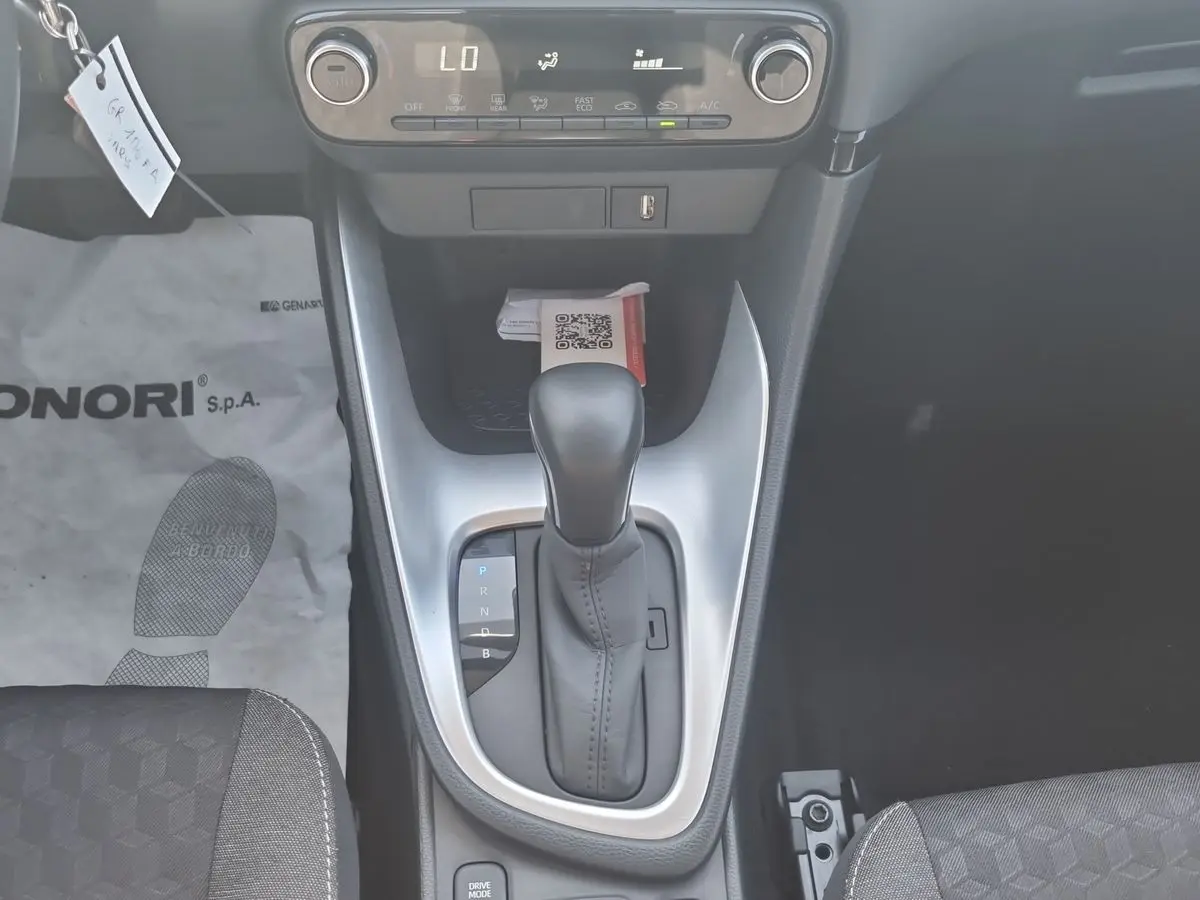 Immagine 11 Toyota Yaris