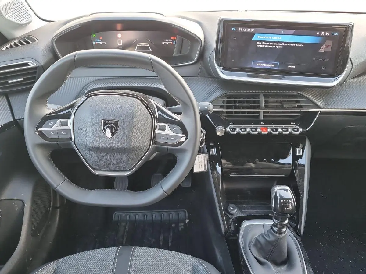 Immagine 10 Peugeot 208