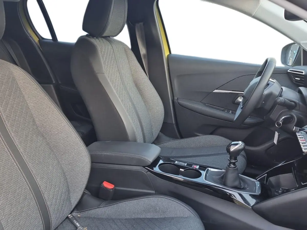 Immagine 15 Peugeot 208