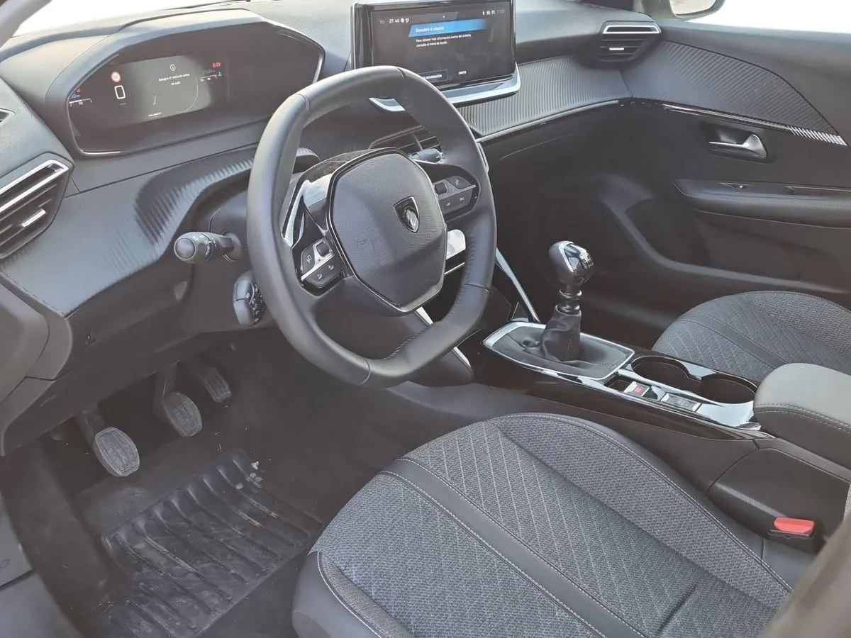 Immagine 9 Peugeot 208