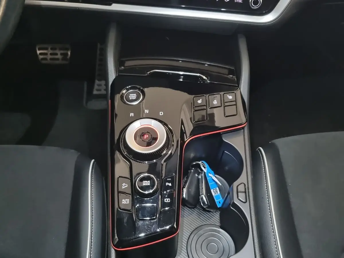 Immagine 11 Peugeot 208