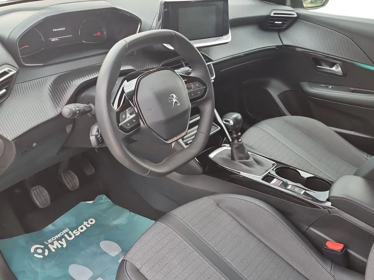 Immagine 9 Peugeot 208