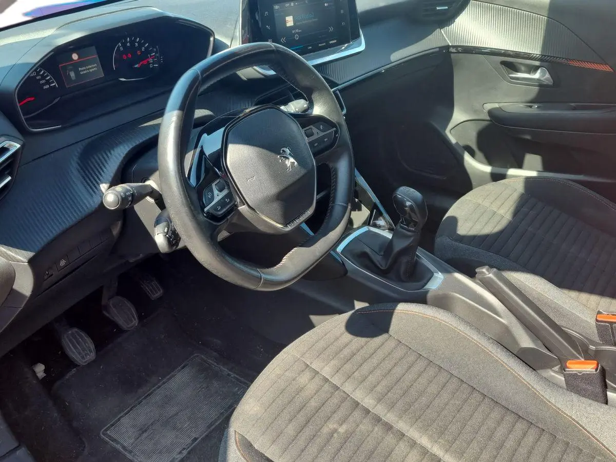 Immagine 9 Peugeot 208