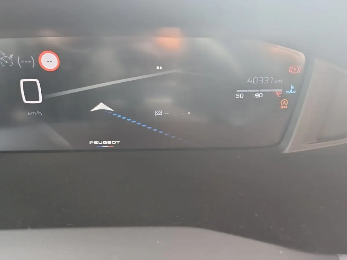 Immagine 12 Peugeot 208