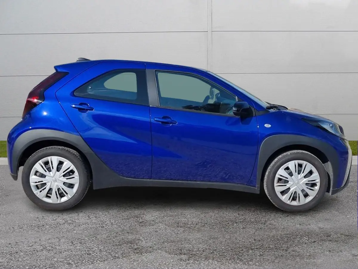 Foto 4 Toyota Aygo X