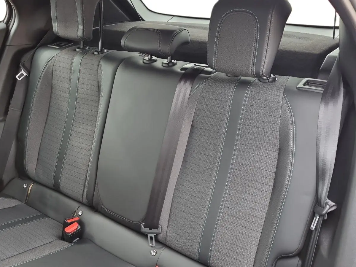 Immagine 13 Peugeot 2008