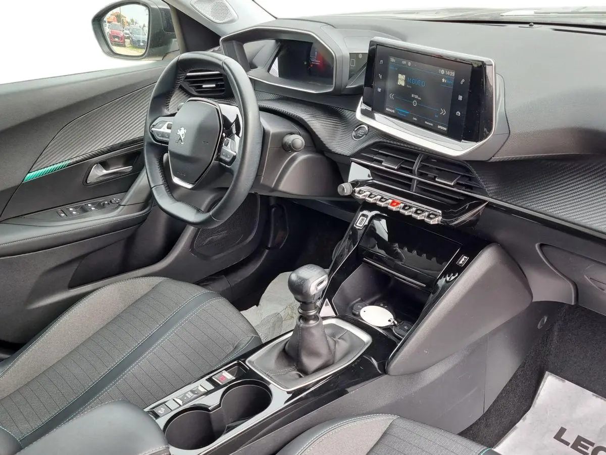 Immagine 14 Peugeot 2008