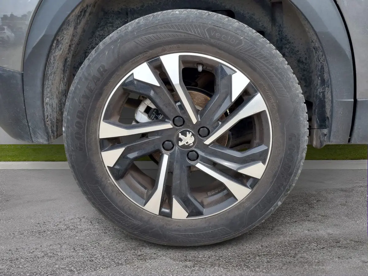 Immagine 8 Peugeot 2008