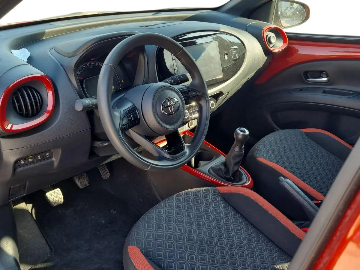 Immagine 9 Toyota Aygo X