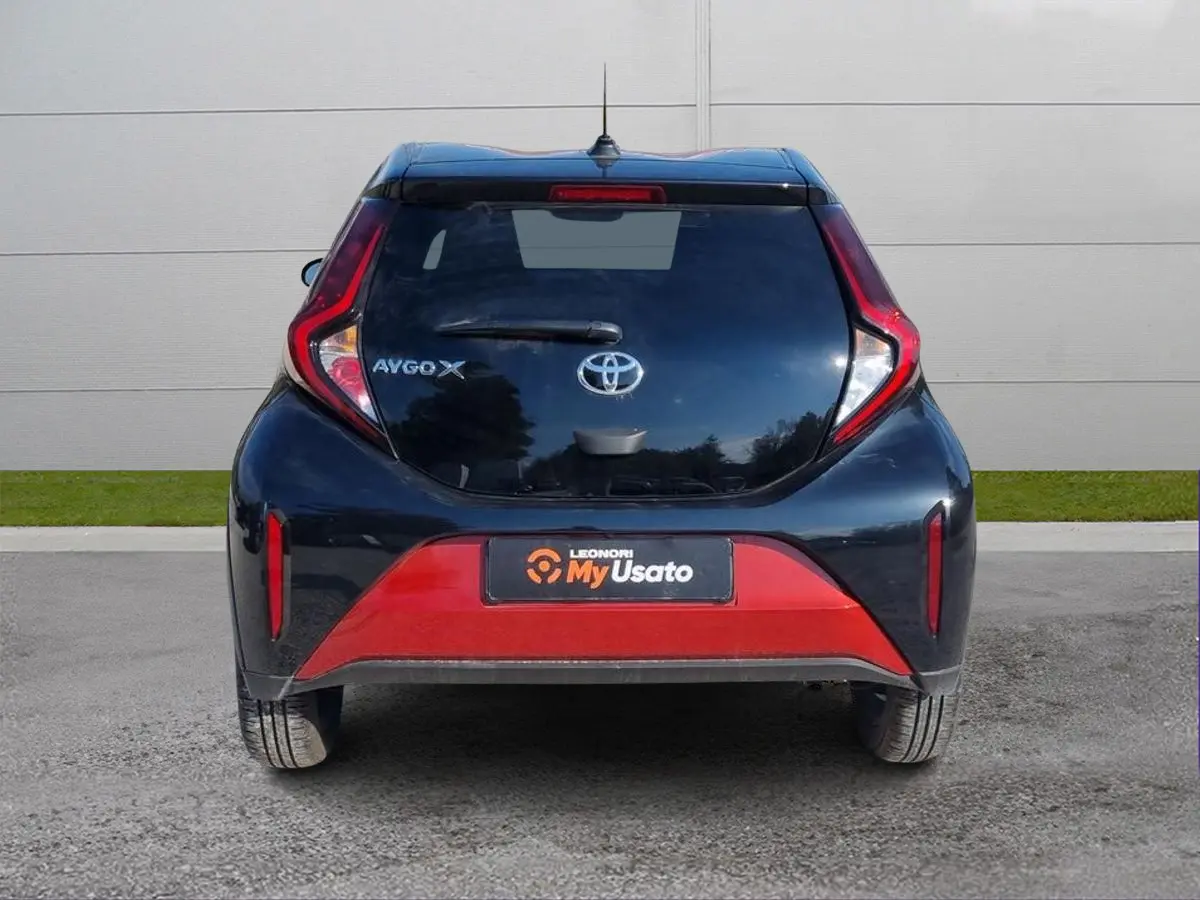 Immagine 6 Toyota Aygo X