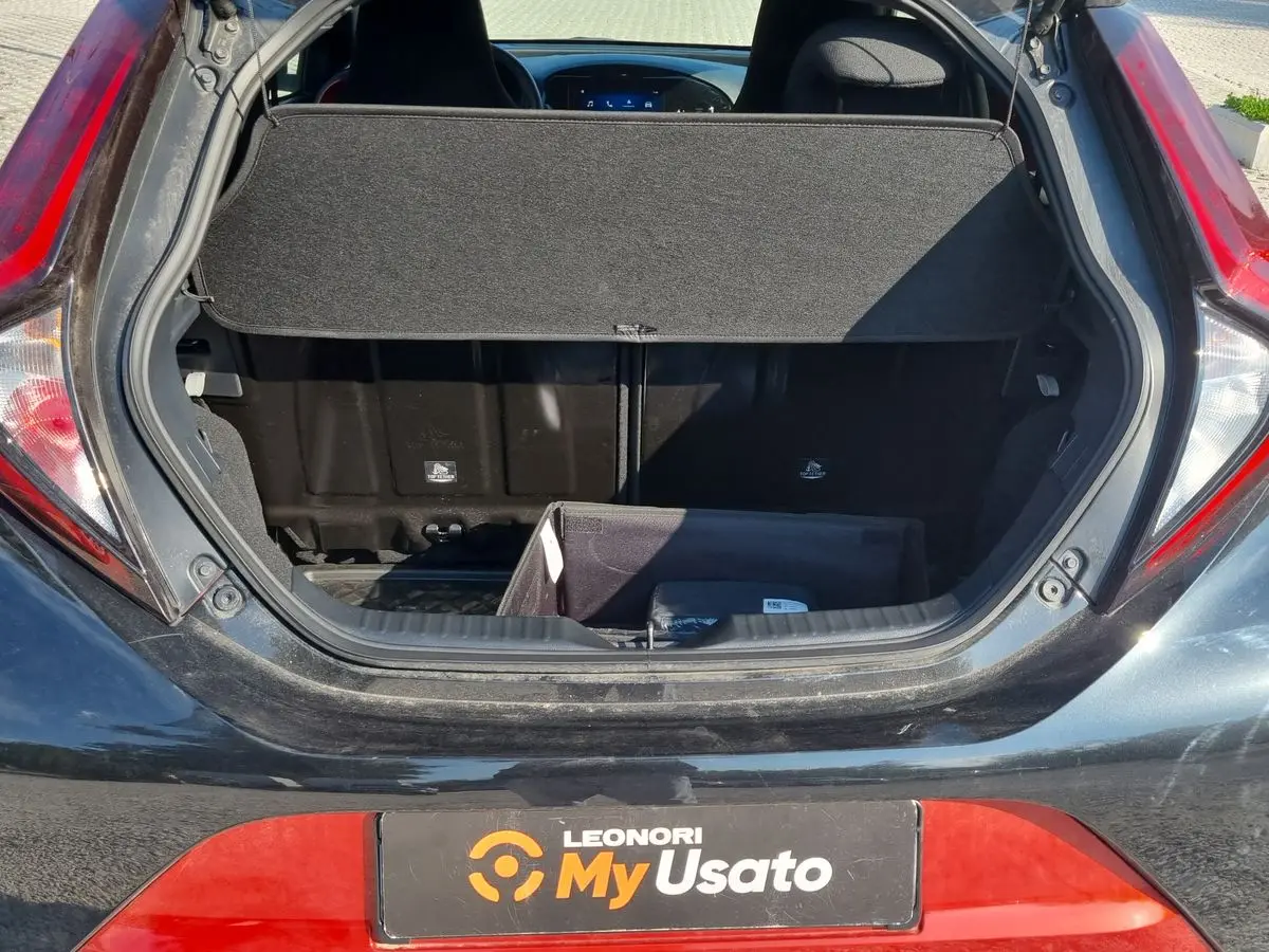 Immagine 7 Toyota Aygo X