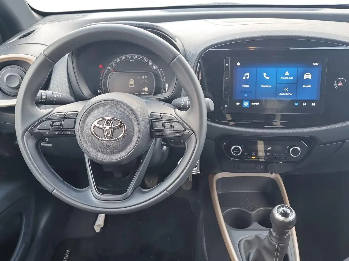 Immagine 10 Toyota Aygo X