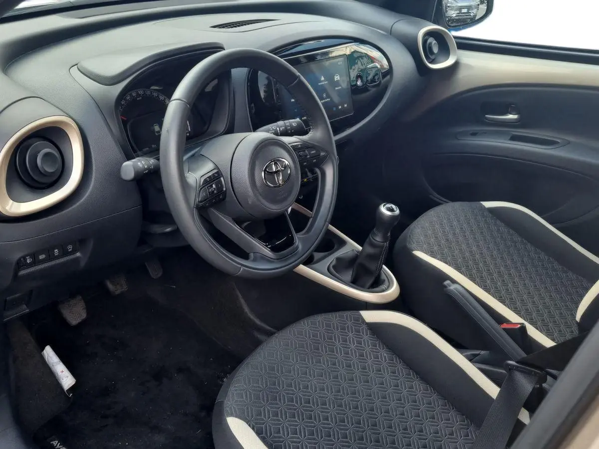 Immagine 9 Toyota Aygo X