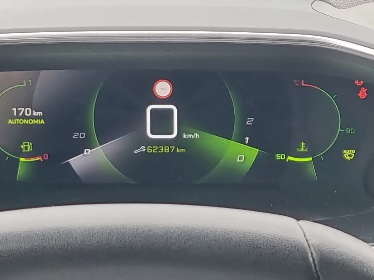 Immagine 12 Peugeot 2008