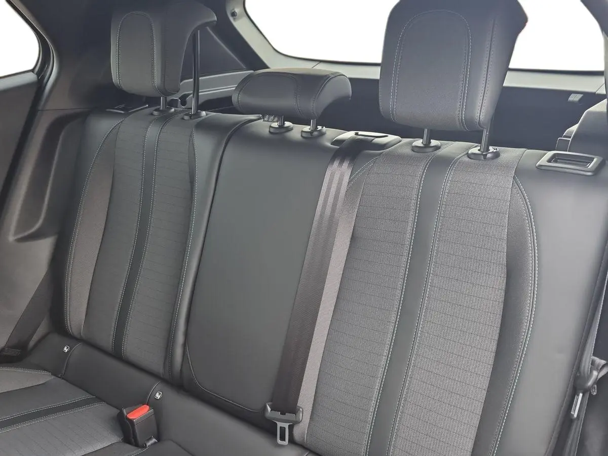 Immagine 13 Peugeot 2008