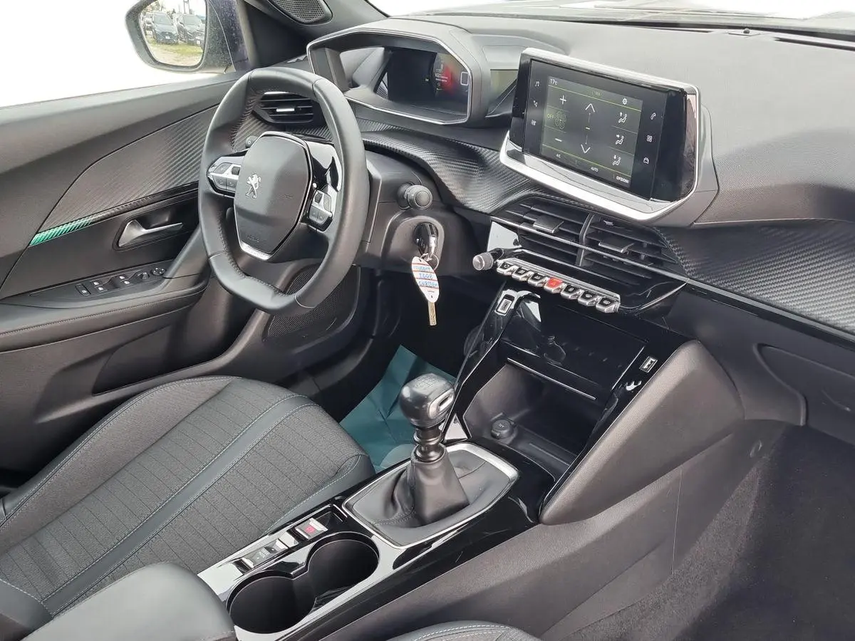 Immagine 14 Peugeot 2008