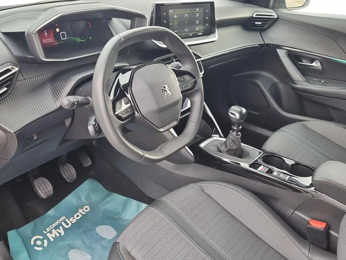 Immagine 9 Peugeot 2008