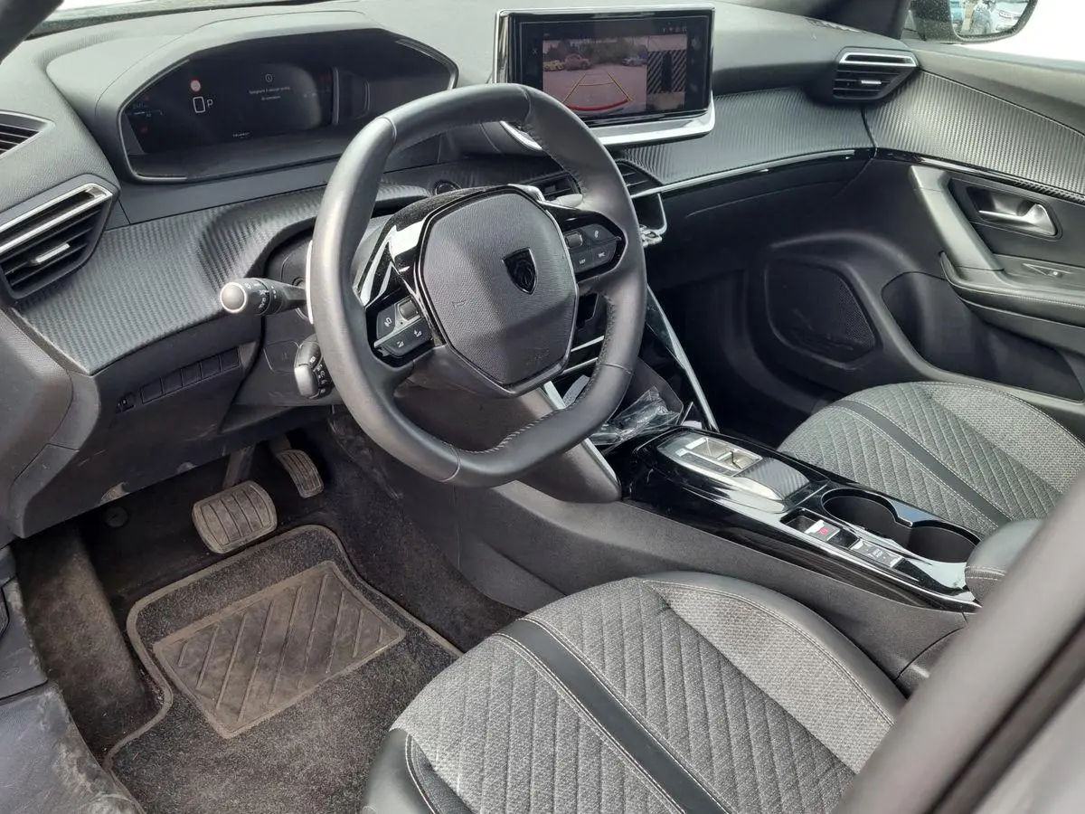 Immagine 9 Peugeot 2008