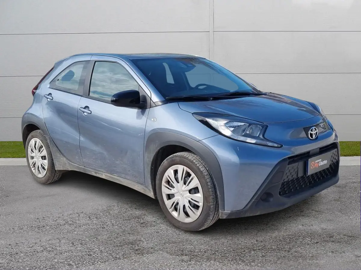 Foto 1 Toyota Aygo X