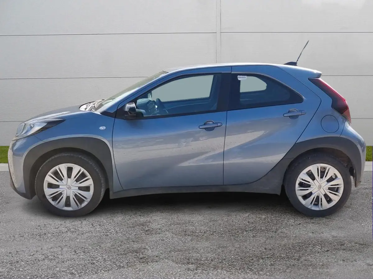 Foto 3 Toyota Aygo X