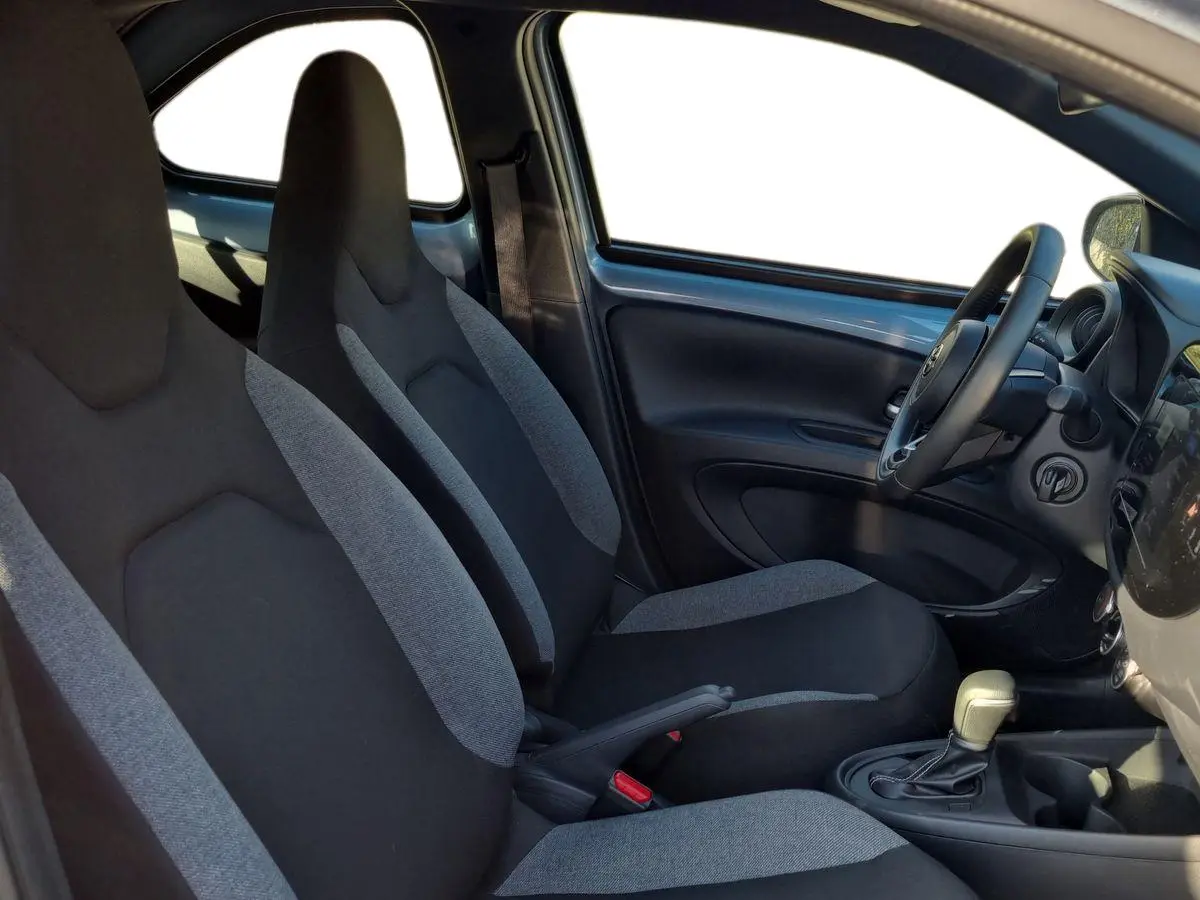 Immagine 15 Toyota Aygo X