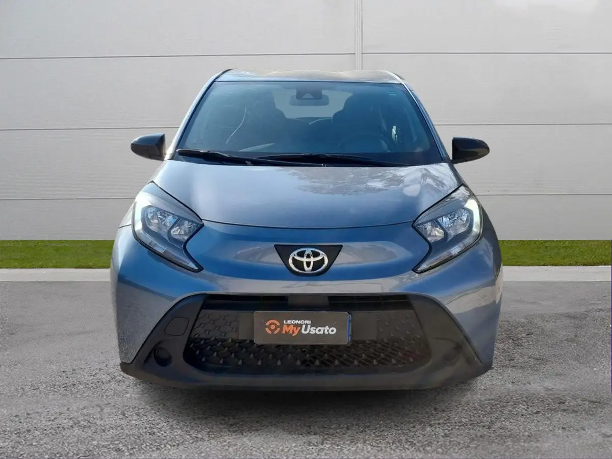 Foto 2 Toyota Aygo X