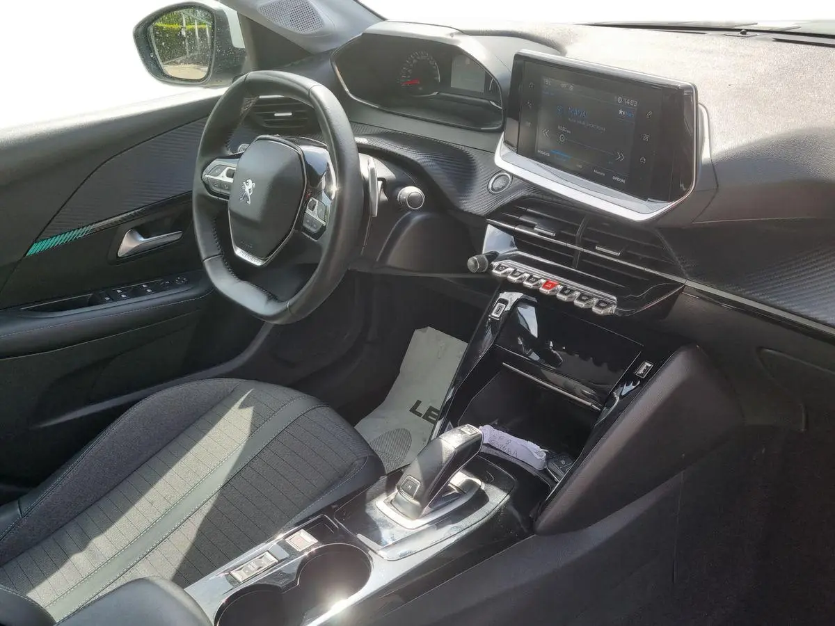 Immagine 14 Peugeot 208