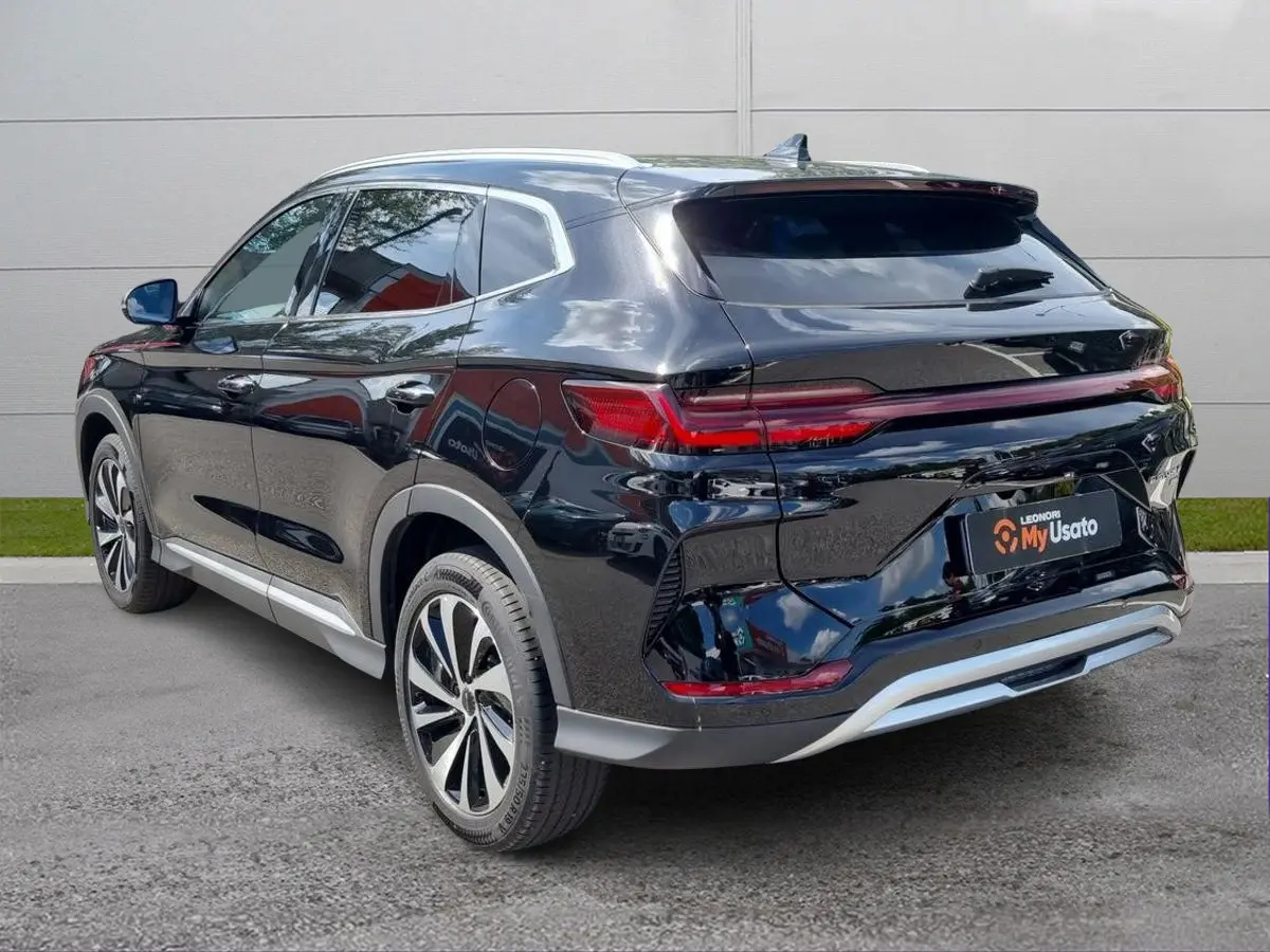 Immagine 5 BYD Seal U DM-i