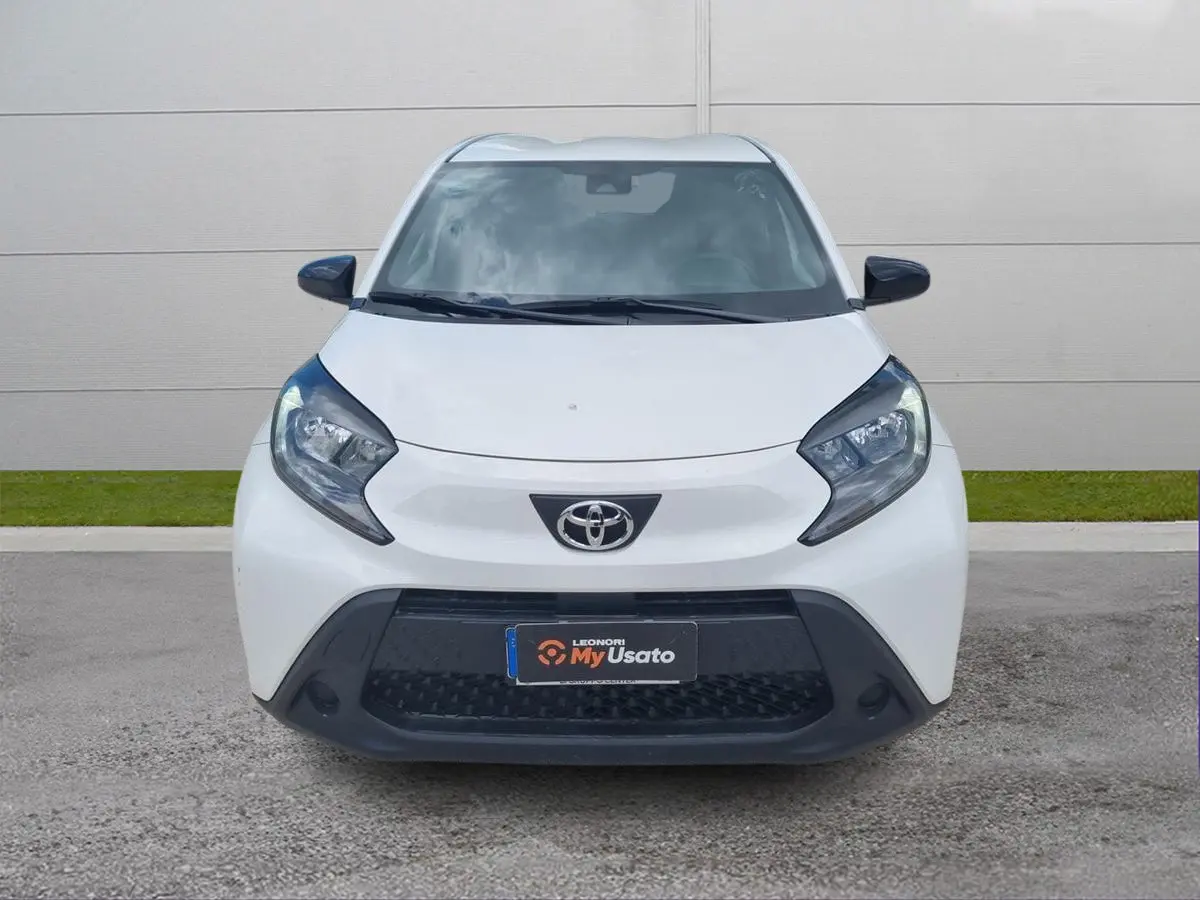 Foto 2 Toyota Aygo X