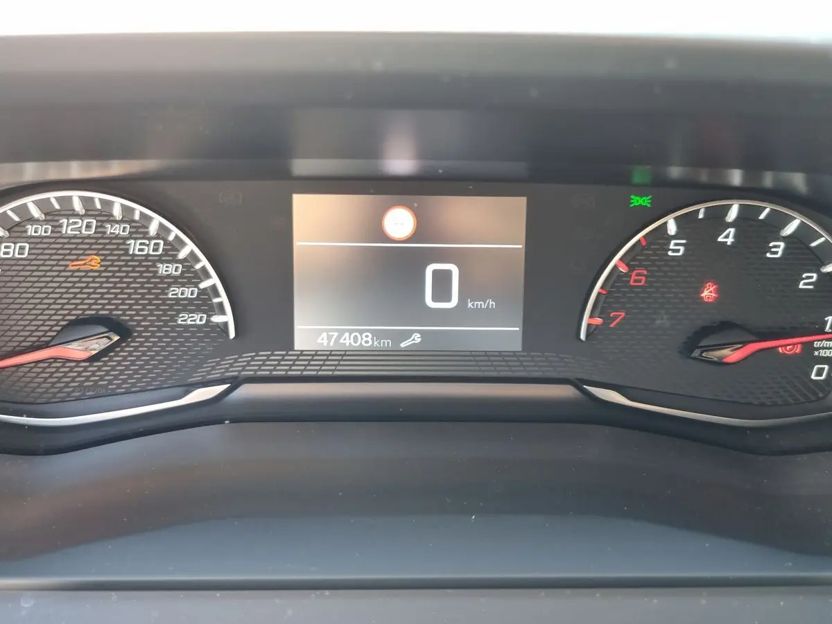 Immagine 12 Peugeot 2008