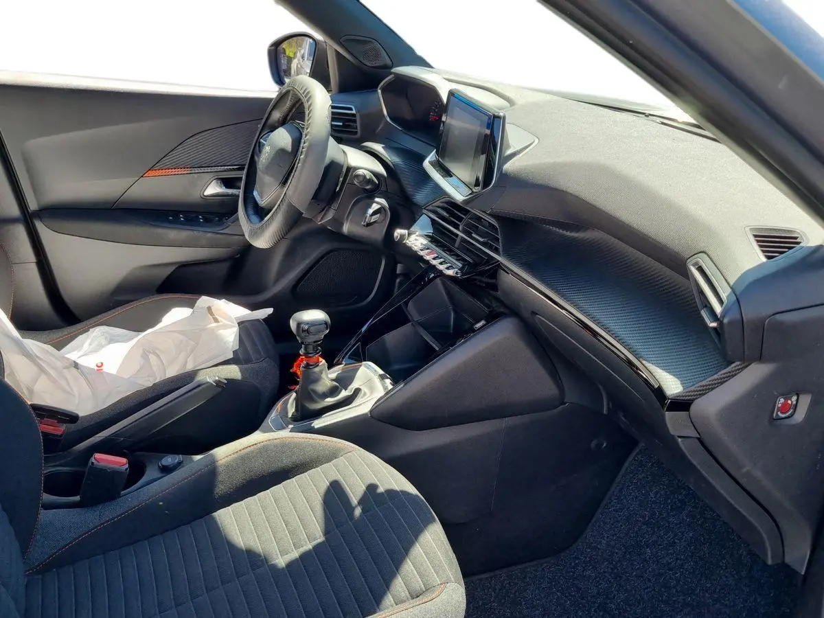 Immagine 14 Peugeot 2008