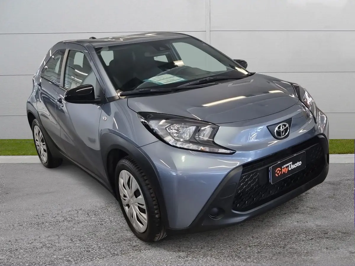 Foto 1 Toyota Aygo X