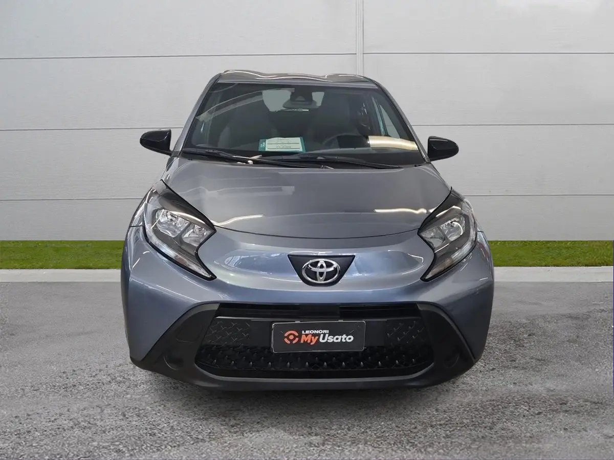Foto 2 Toyota Aygo X