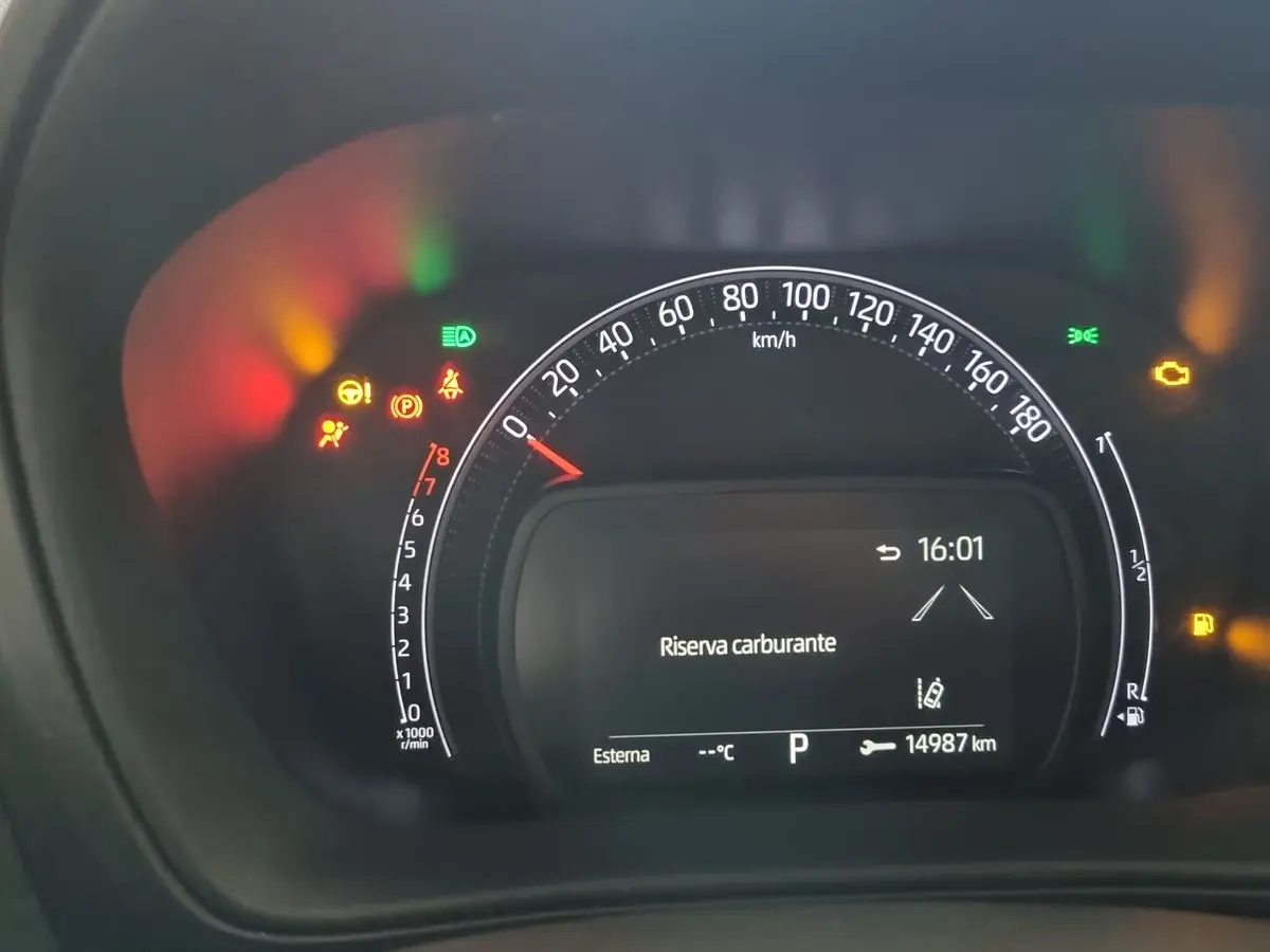 Immagine 12 Toyota Aygo X