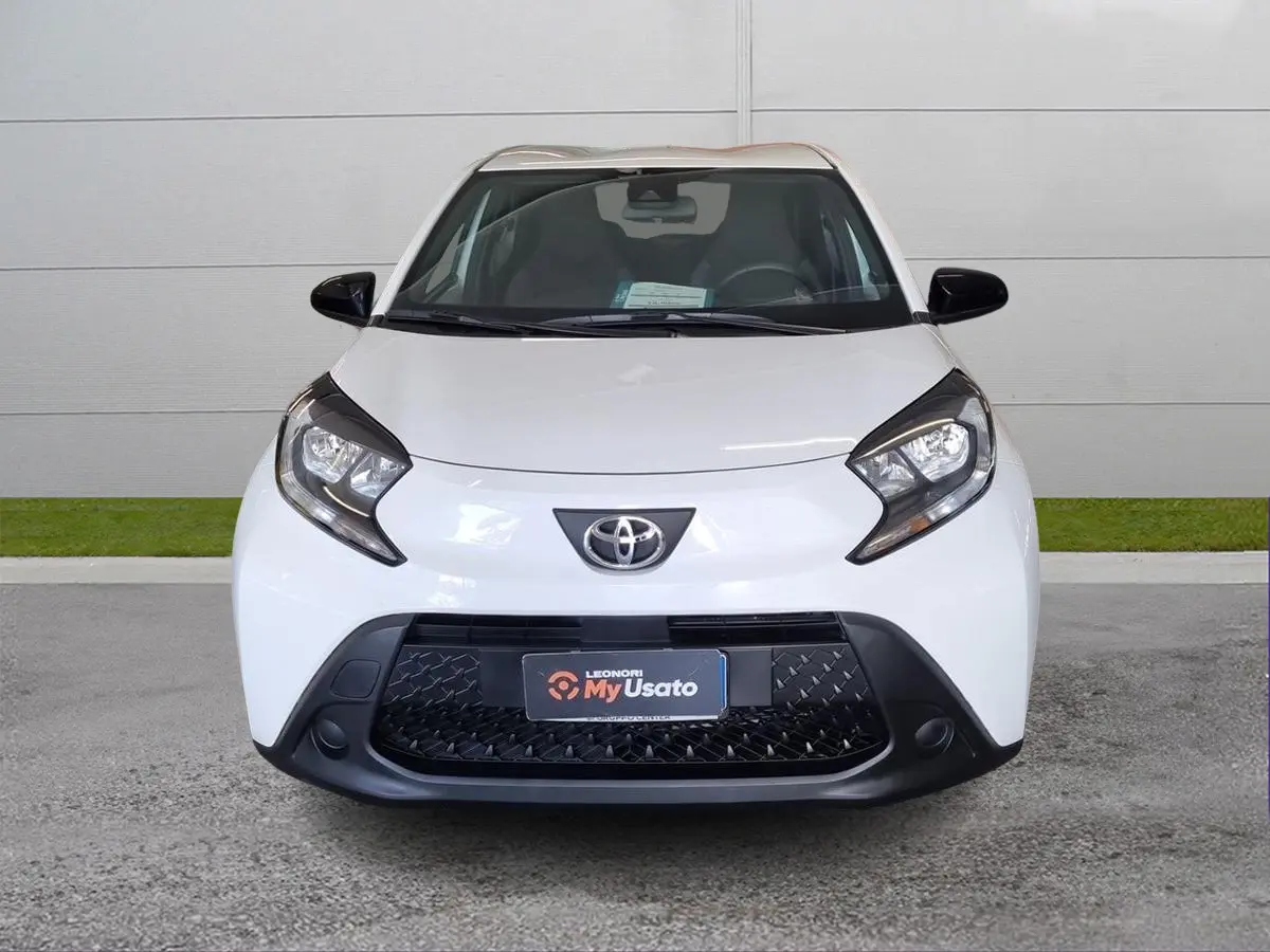 Foto 2 Toyota Aygo X