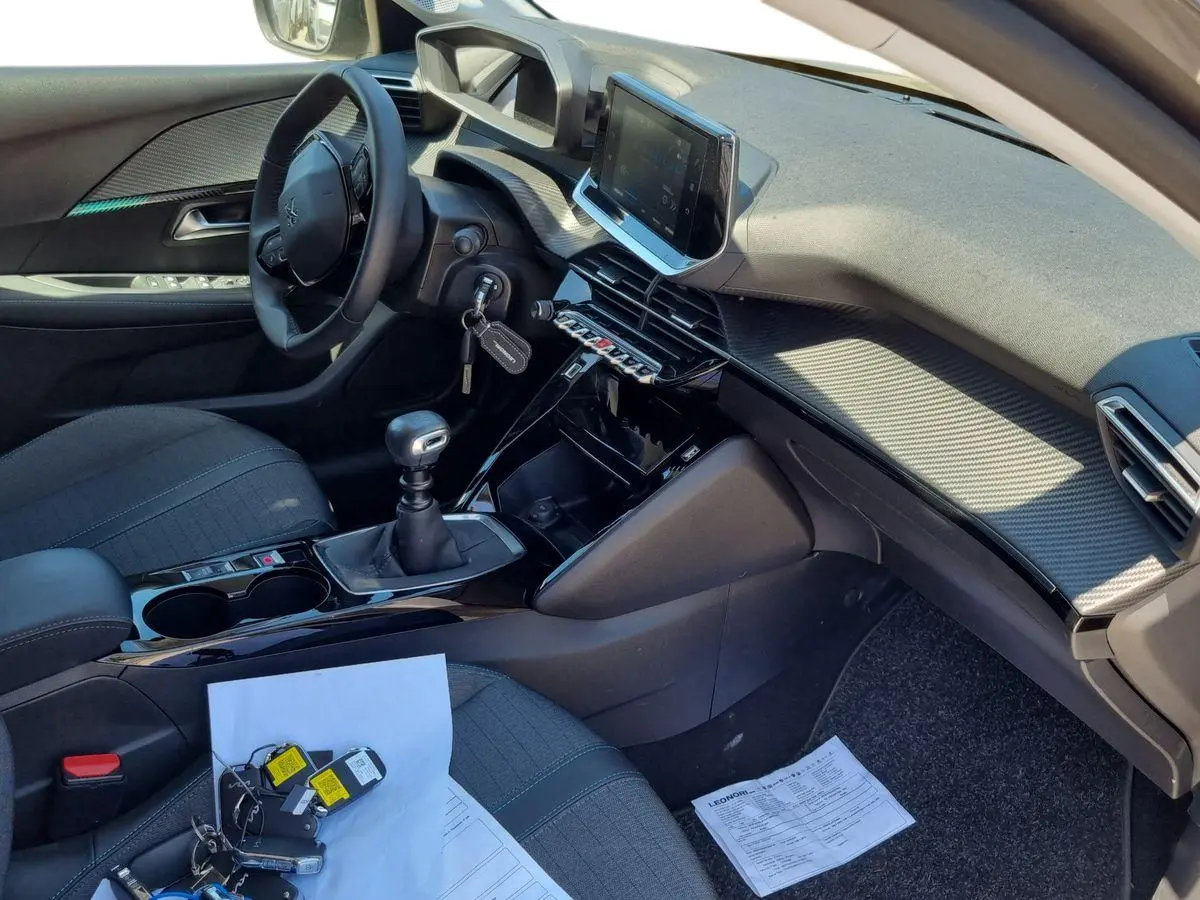 Immagine 14 Peugeot 208