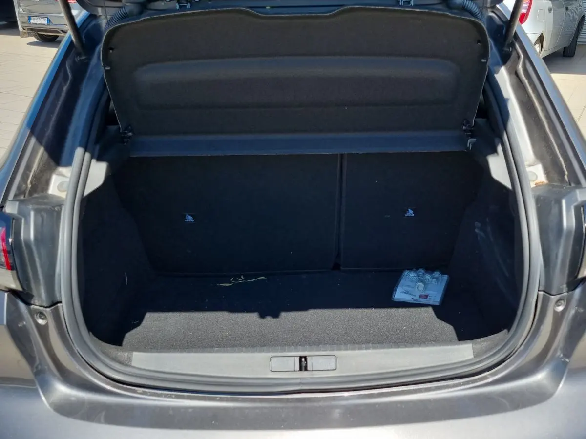 Immagine 7 Peugeot 208
