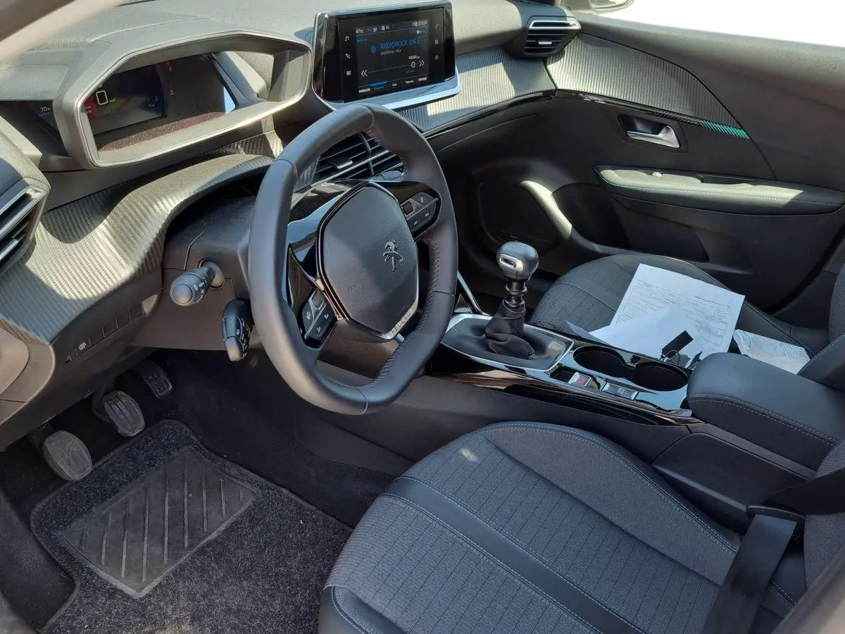 Immagine 9 Peugeot 208