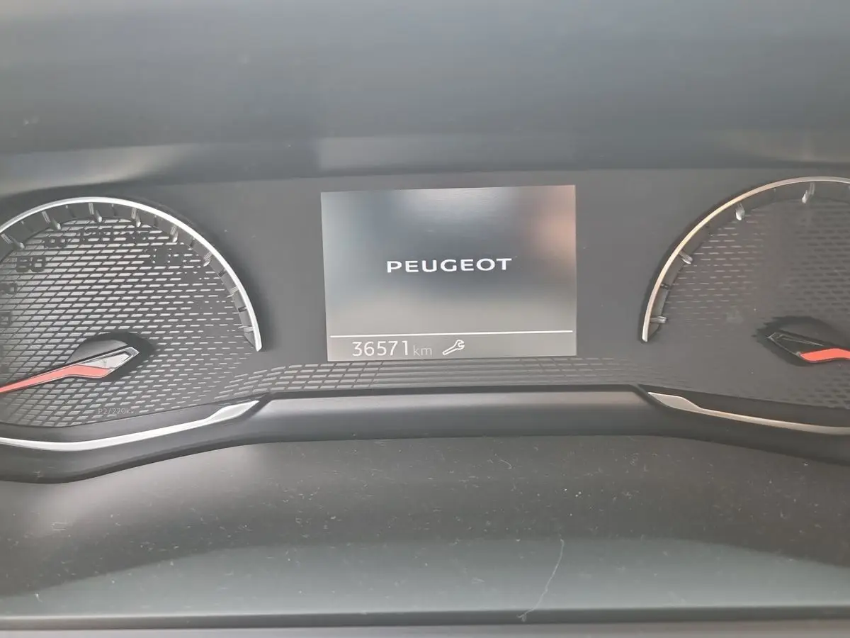 Immagine 12 Peugeot 2008