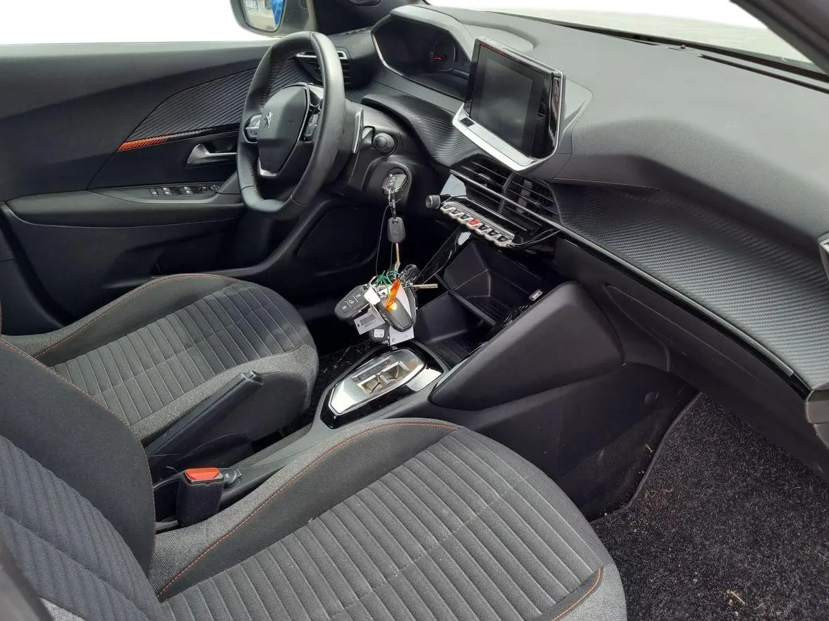 Immagine 14 Peugeot 2008