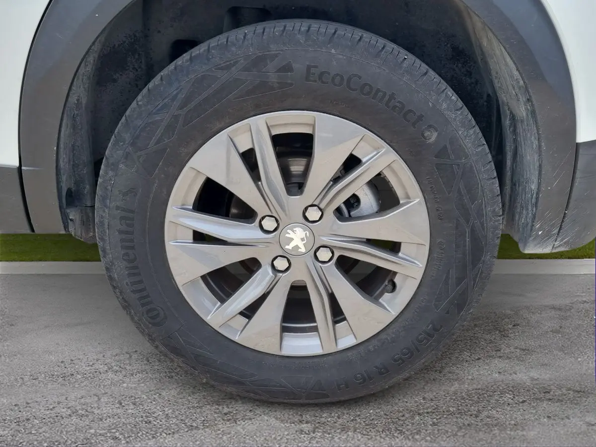 Immagine 8 Peugeot 2008