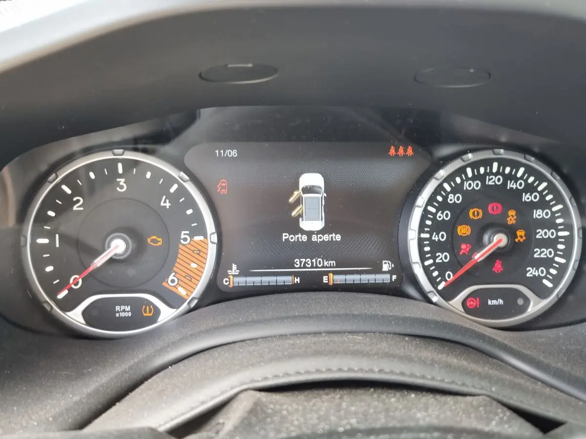 Immagine 12 Jeep Renegade